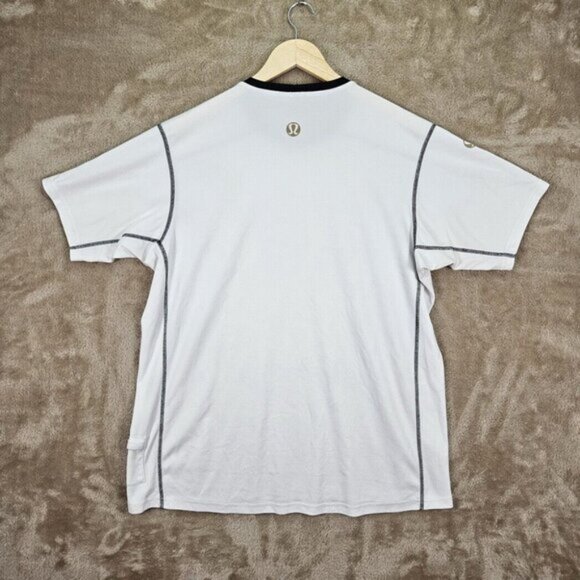 Lululemon Gym Workout Performance Athletic Men's T-Shirt White Short Sleeve Logo - Picture 6 of 10